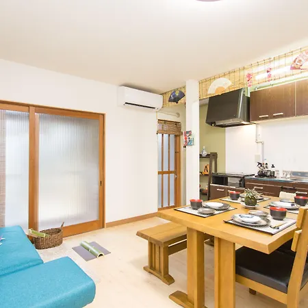 Guest House Kyorakuya Kinkakuji-2